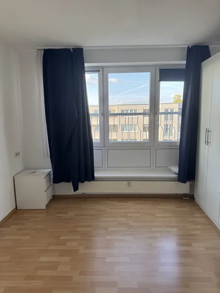 Wohnen in Berlin: Helle 2-Zimmer-Wohnung mit Balkon — photo 1